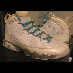 Air Jordan Retro 9s Teal & Yellow